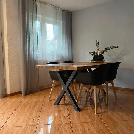 Appartement 3 Schweizer Blumberg